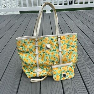 Dooney & Bourke Floral Tote with Wristlet